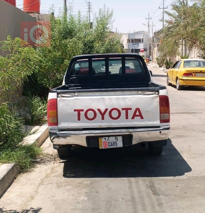 تويوتا هايلوكس